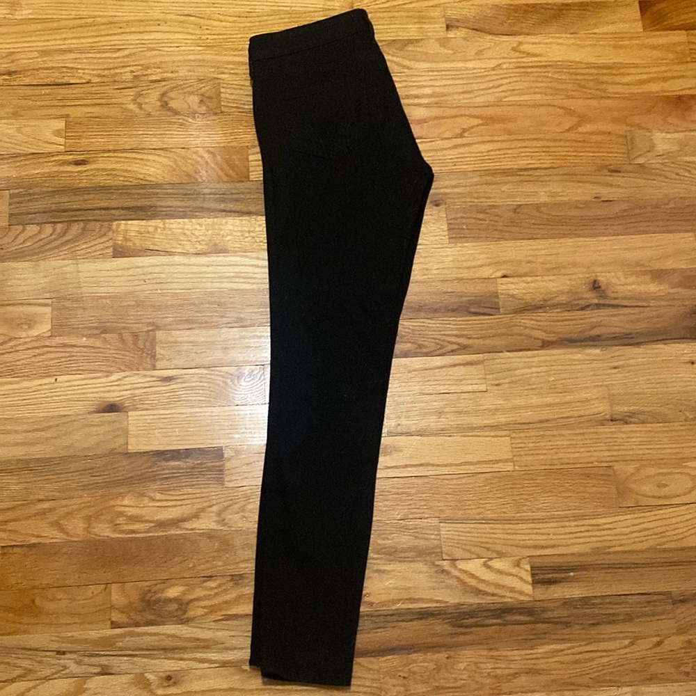 Black HOLLISTER straight legs jeans.